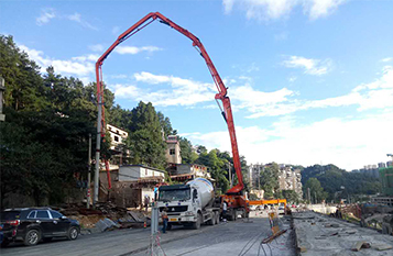 貴陽(yáng)機(jī)場(chǎng)附近，底板澆筑，C30，117方